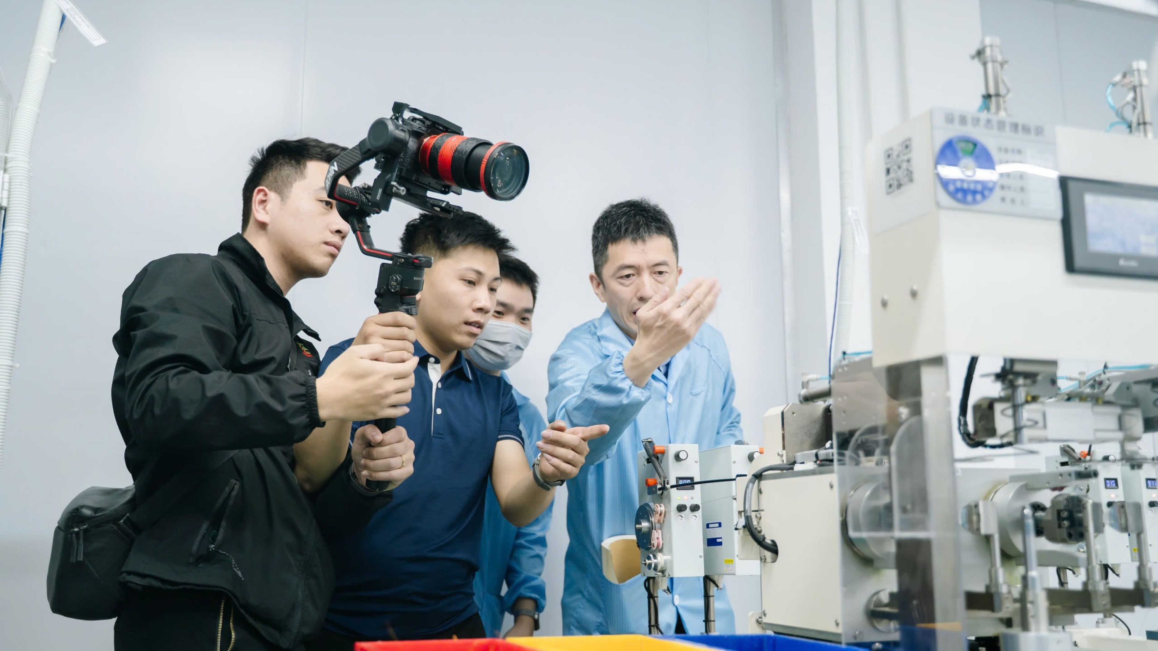 Quay TVC Quảng Cáo Dây Chuyền Sản Xuất Tại KCN Quế Võ